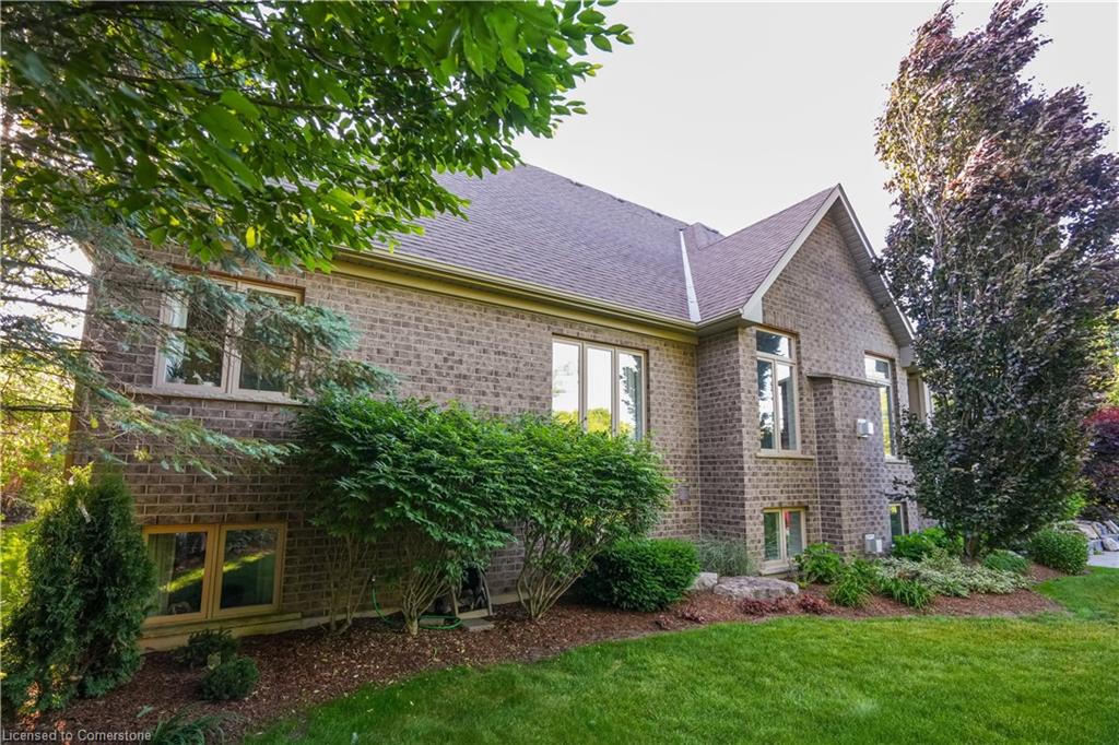95 Cobblestone Place Property Photo 44