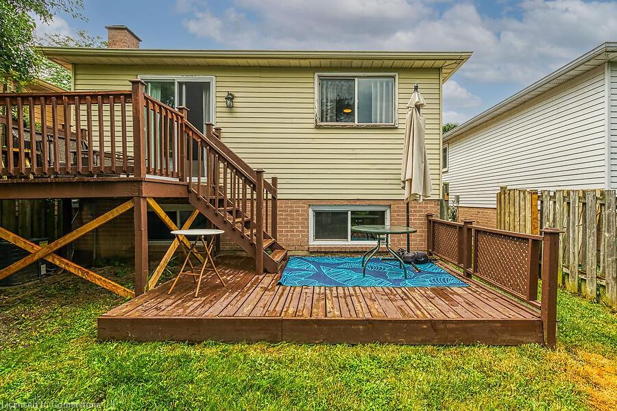 30 Lampman Crescent Property Photo 47