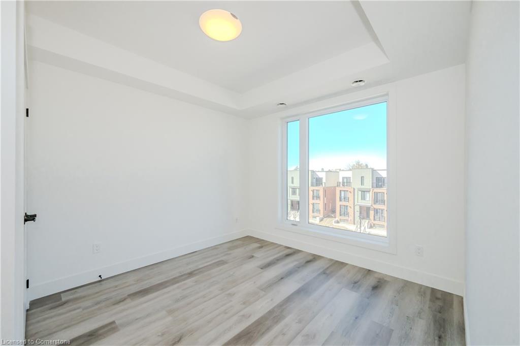 407-107 Roger Street Property Photo 9