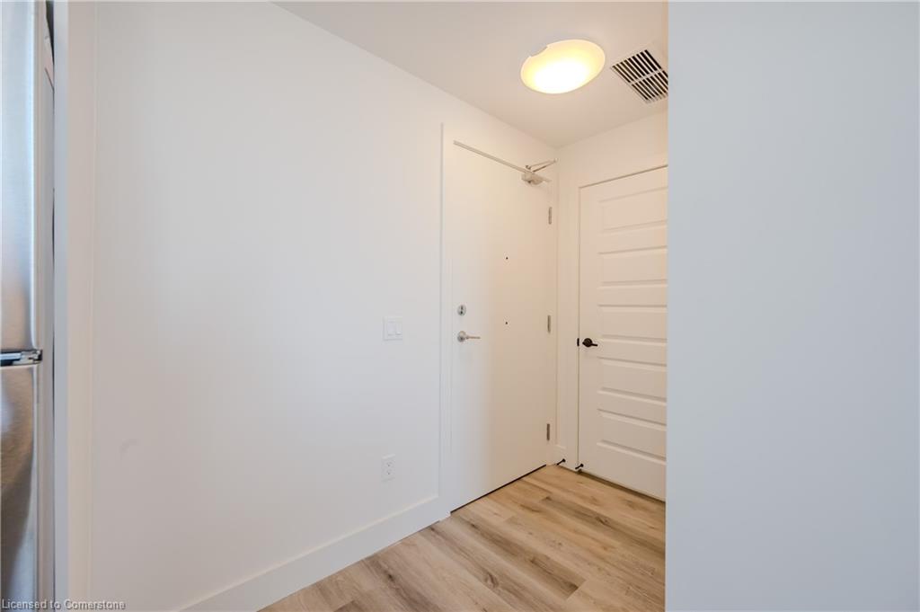 407-107 Roger Street Property Photo 13