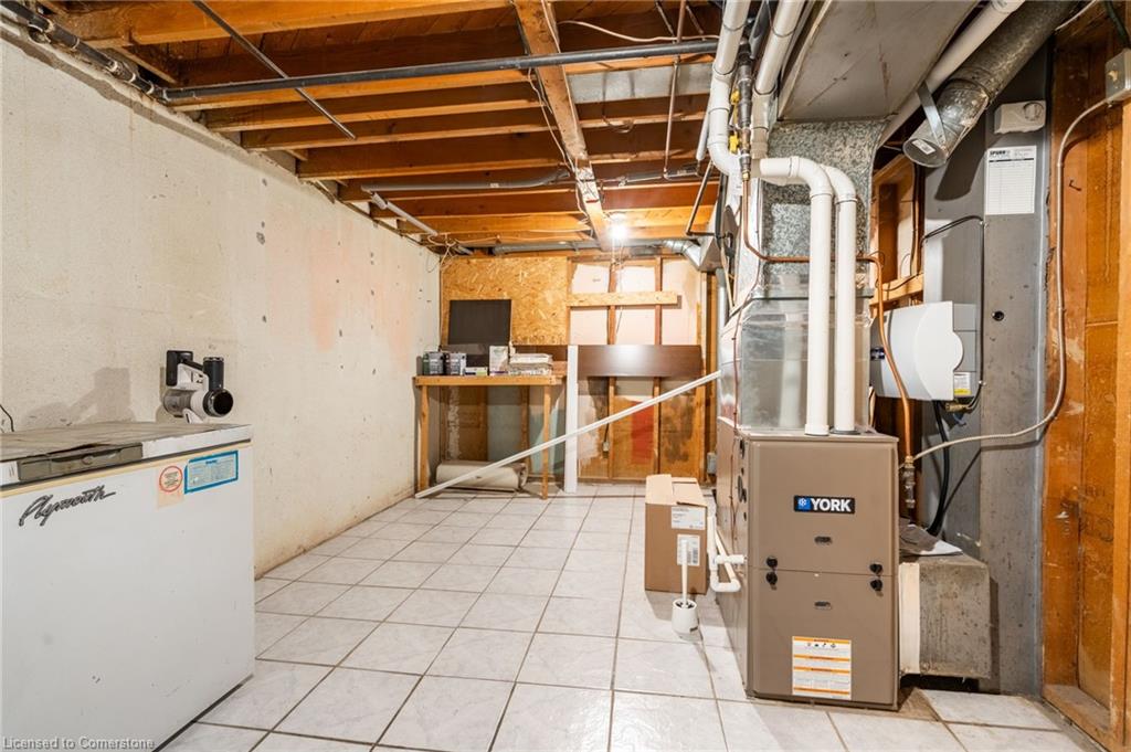 140 Victor Boulevard Property Photo 34
