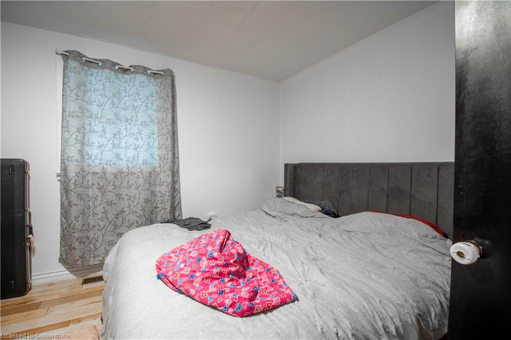 80 Frank Street Property Photo 8