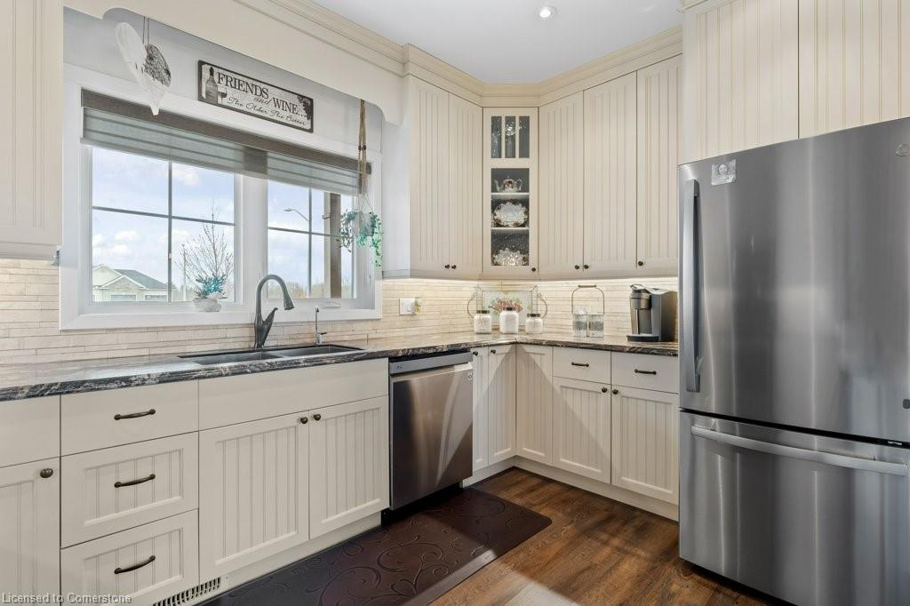 6 Silverthorne Court Property Photo 14