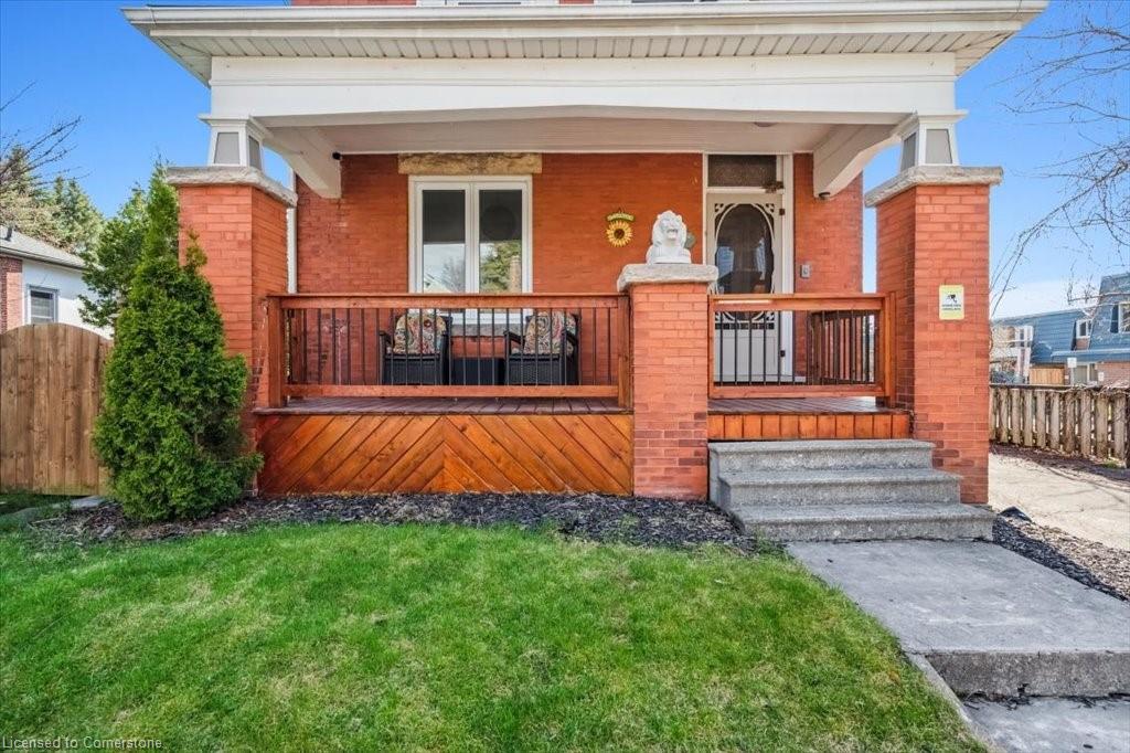 572 Woolwich Street Property Photo 6