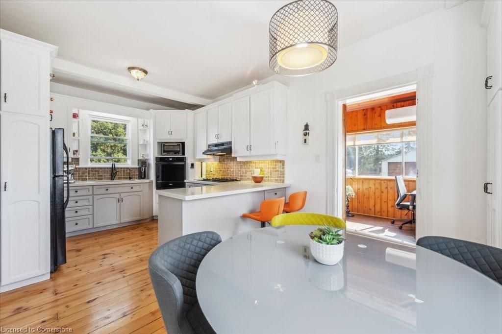 572 Woolwich Street Property Photo 17