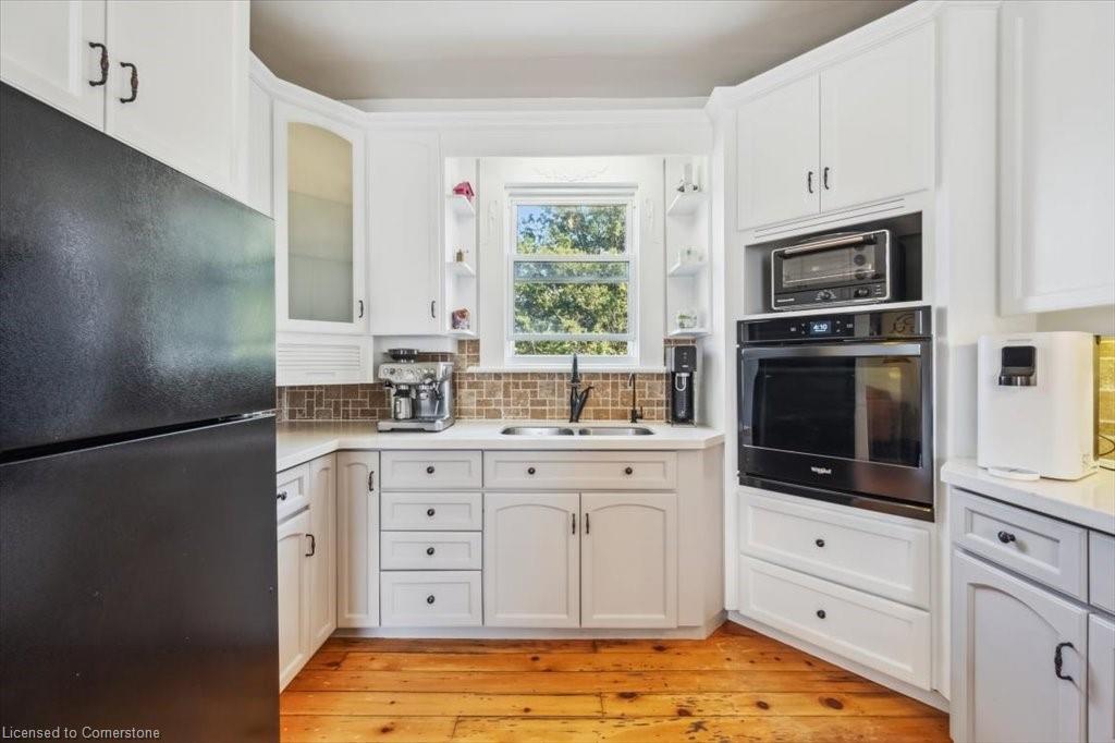 572 Woolwich Street Property Photo 22
