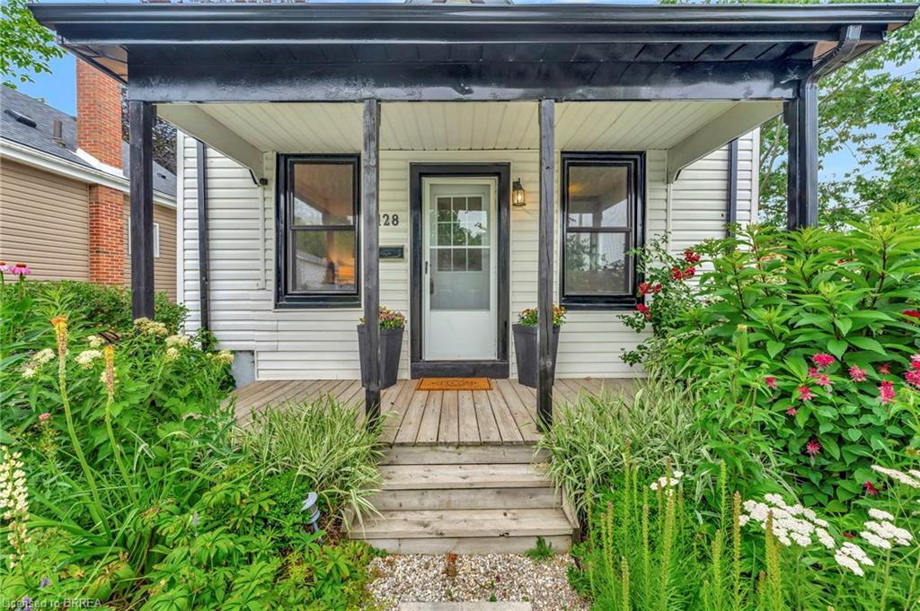 128 Francis Street Property Photo 4