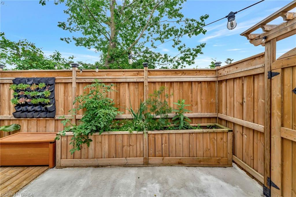 128 Francis Street Property Photo 26