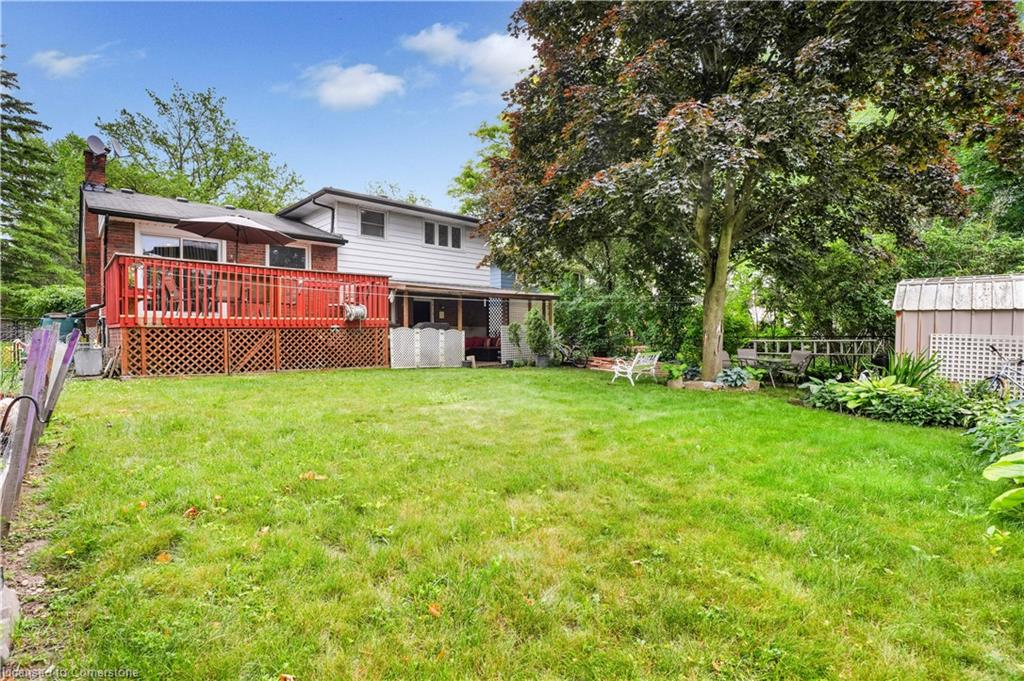187 Lynnbrook Crescent Property Photo 4