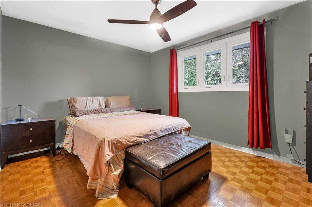 187 Lynnbrook Crescent Property Photo 23