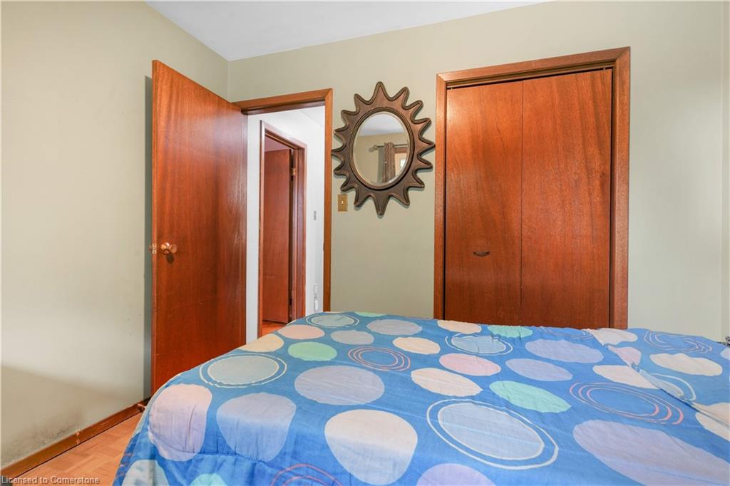 187 Lynnbrook Crescent Property Photo 28