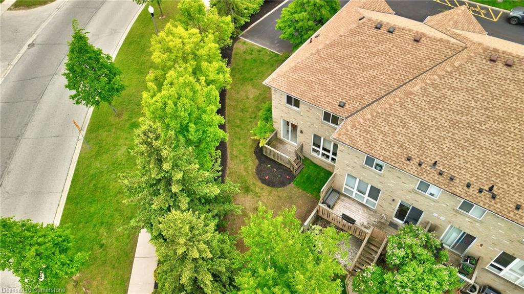 17-28 Doon Mills Drive Property Photo 40