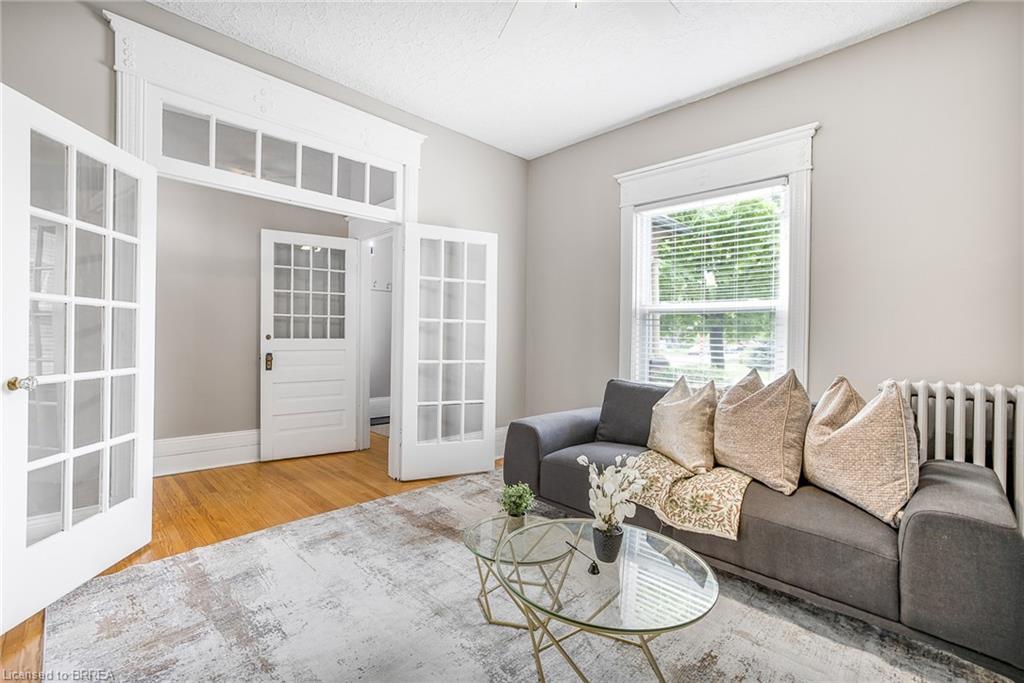 209 Murray Street Property Photo 3