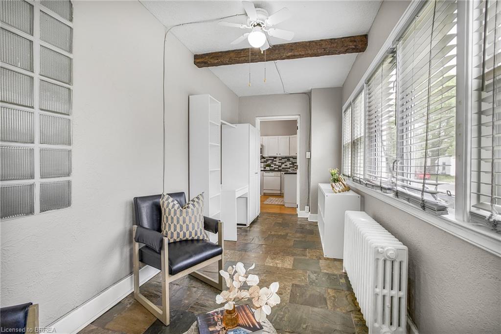 209 Murray Street Property Photo 9