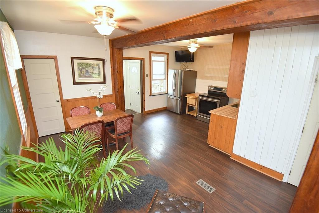 29 Mayflower Avenue Property Photo 6