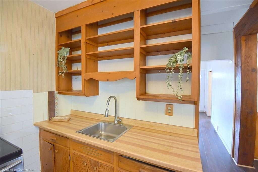29 Mayflower Avenue Property Photo 12