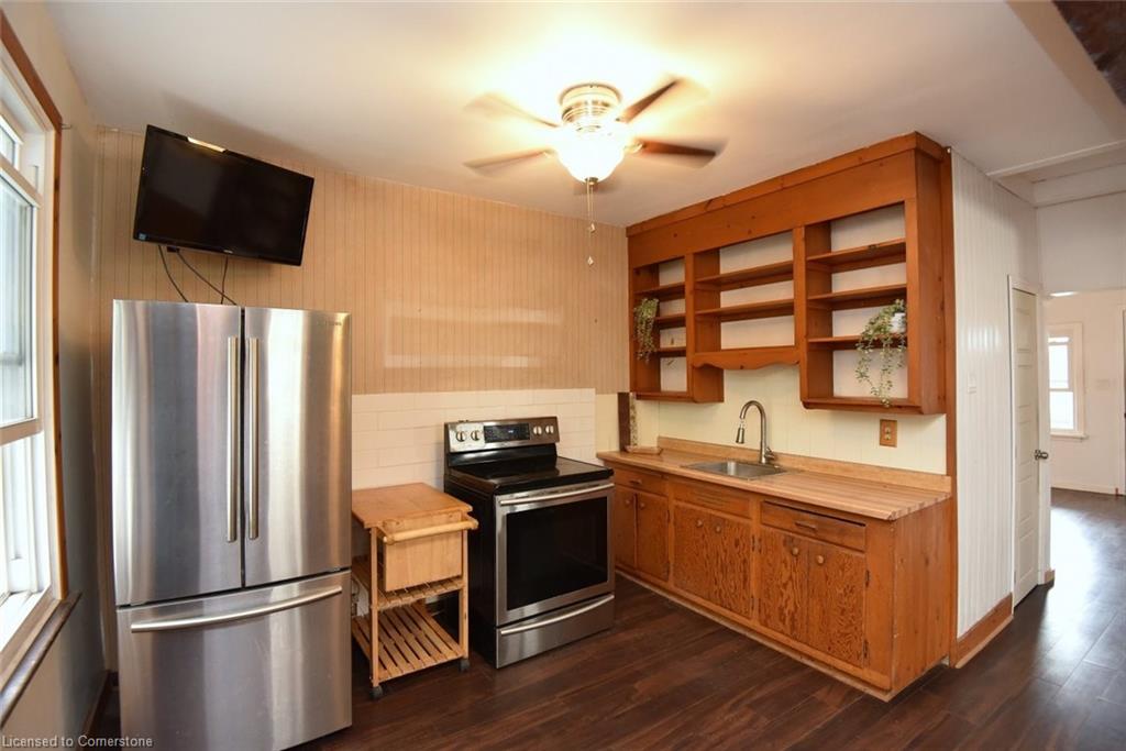 29 Mayflower Avenue Property Photo 14