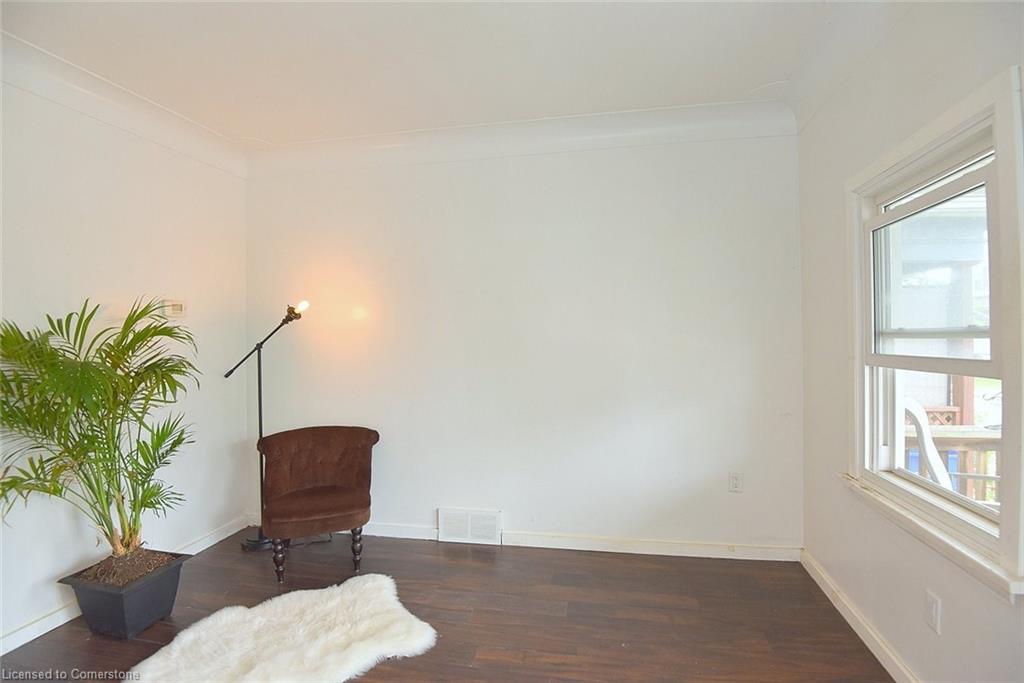 29 Mayflower Avenue Property Photo 16