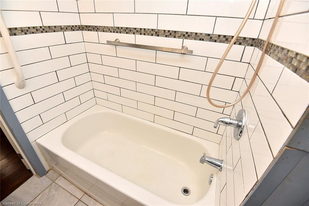 29 Mayflower Avenue Property Photo 22