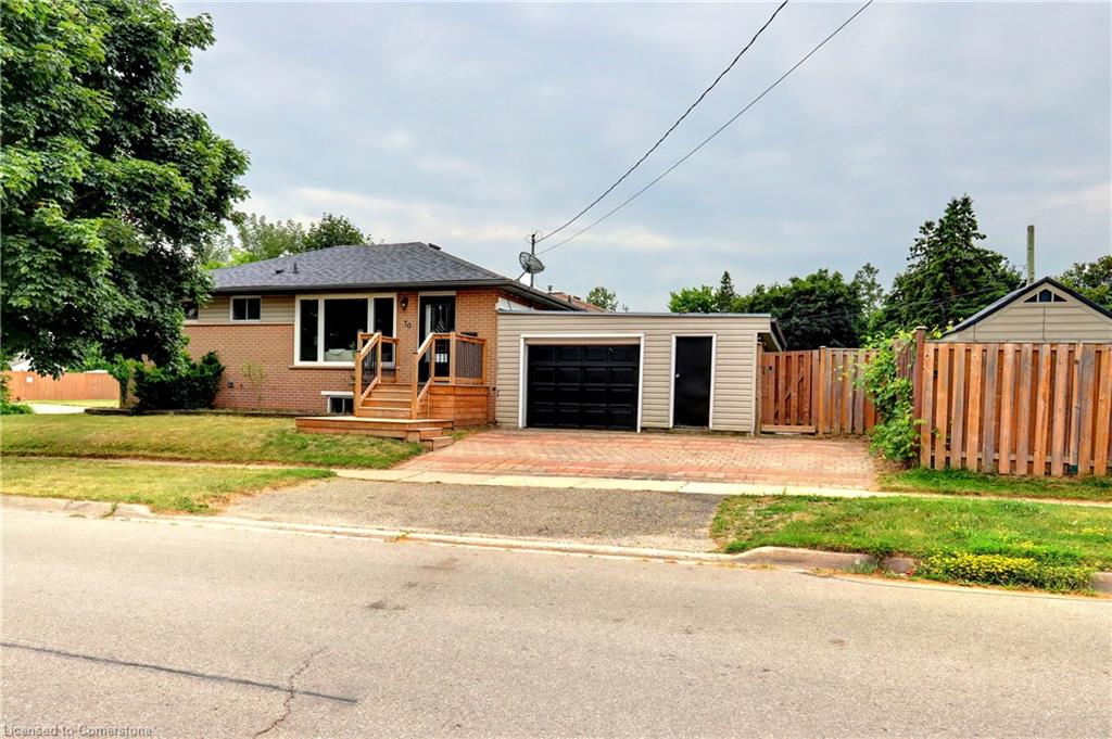 70 Raylawn Crescent Property Photo 1