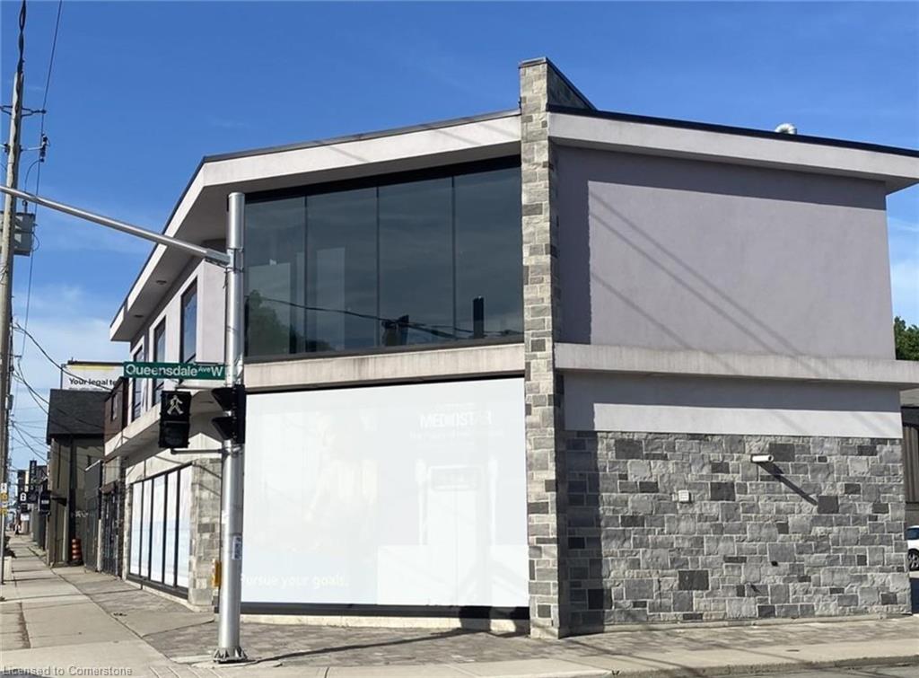 540 Upper James Street Property Photo 2