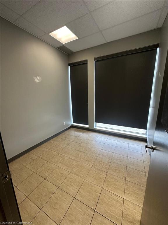 540 Upper James Street Property Photo 14