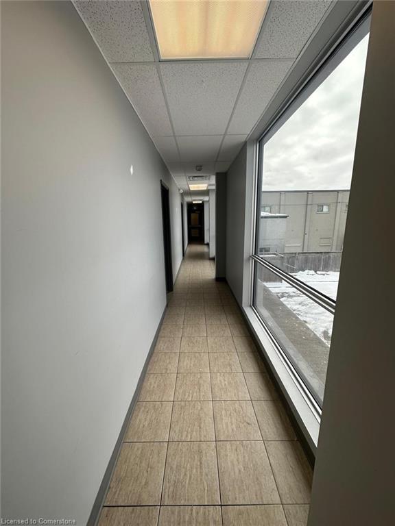 540 Upper James Street Property Photo 24
