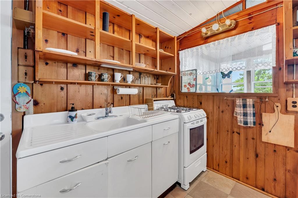 32 Warnick Road Property Photo 8