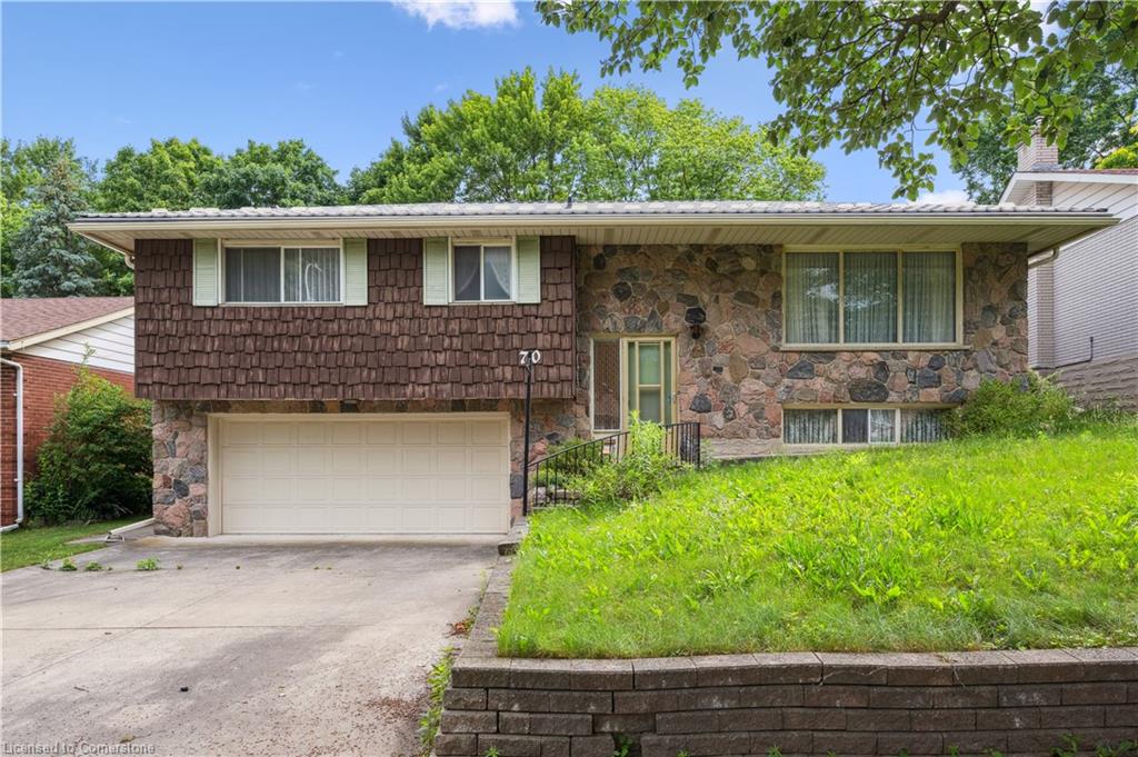 70 Champlain Crescent Property Photo