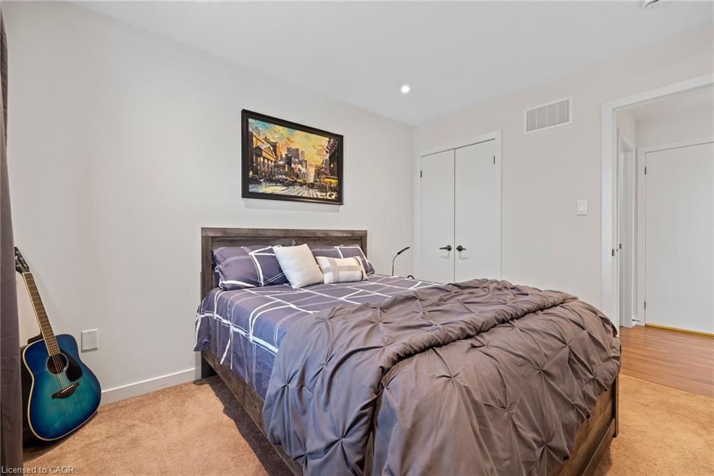 136 Crafter Crescent Property Photo 40