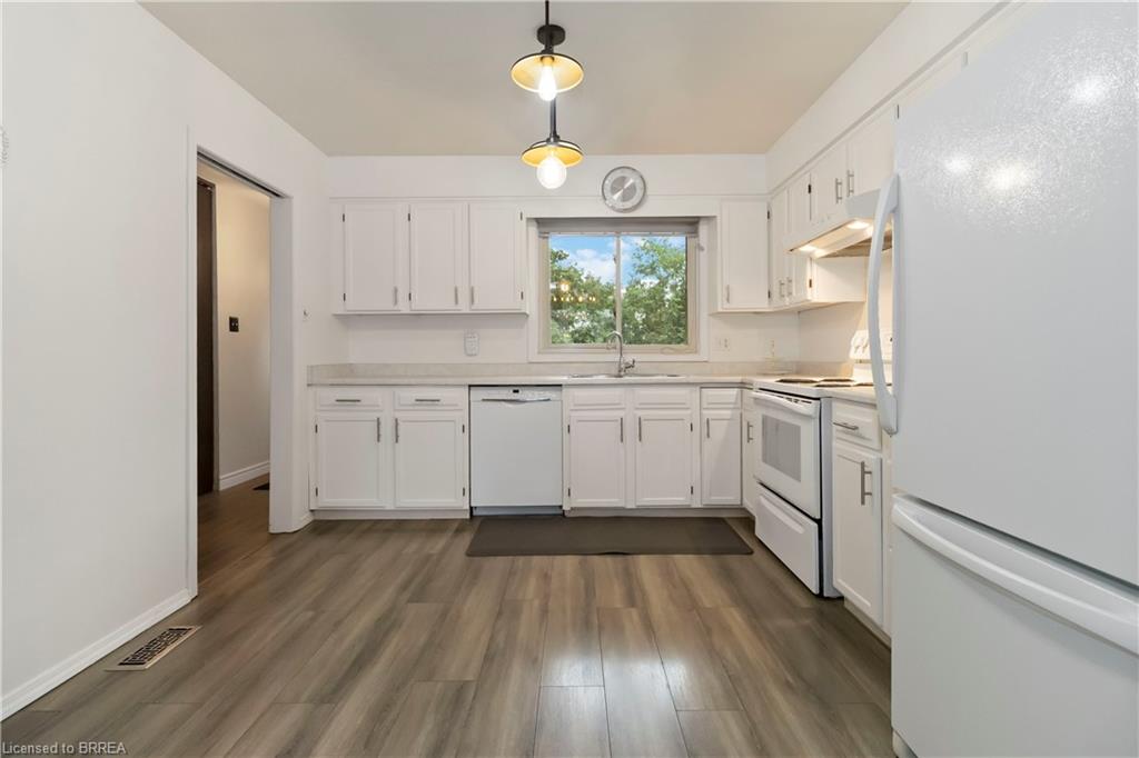 7 Magnolia Street Property Photo 8