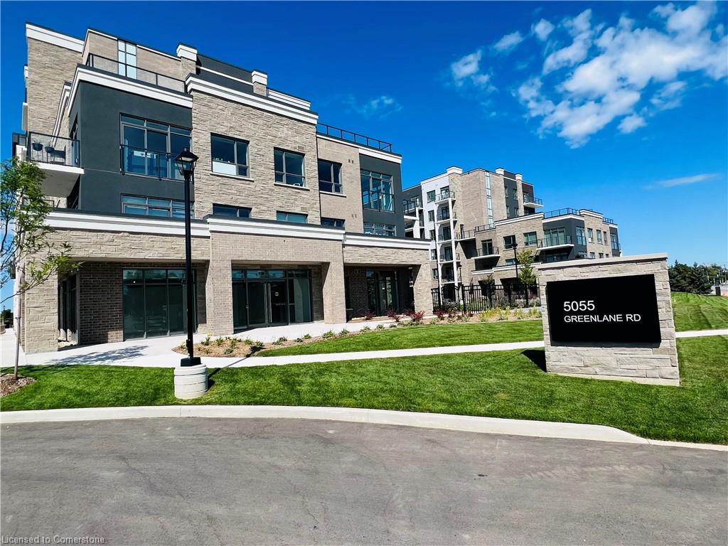 402-5055 Greenlane Road Property Photo 1