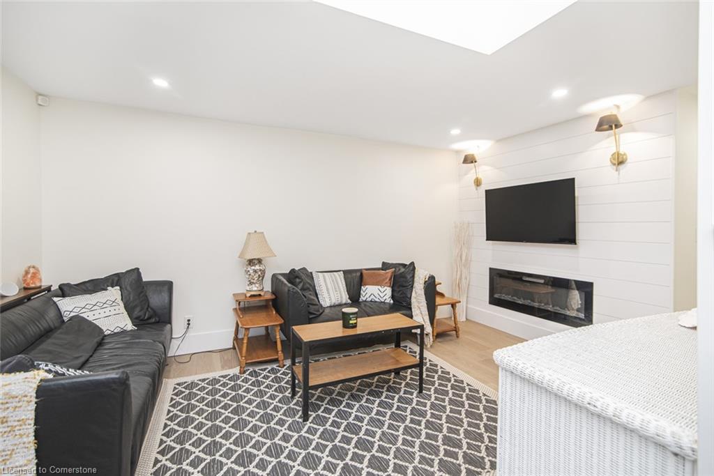385 Westwood Avenue Property Photo 19