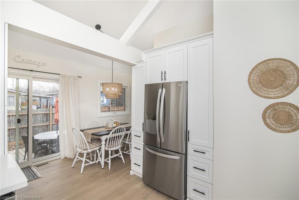 385 Westwood Avenue Property Photo 25