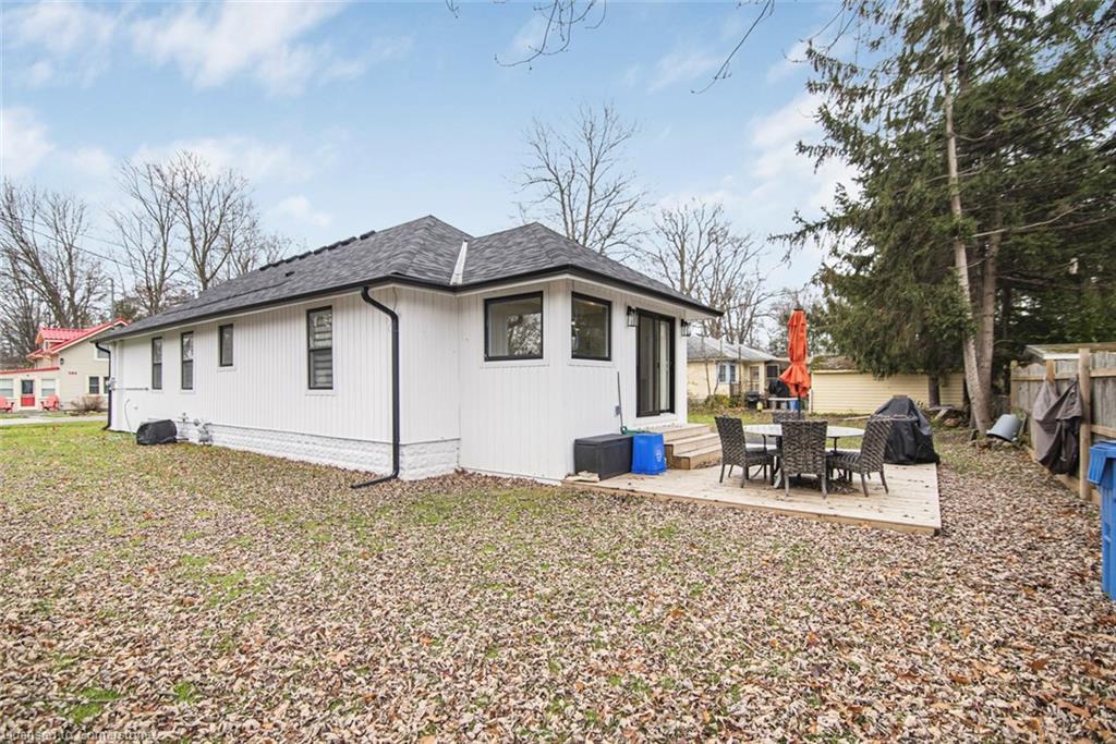385 Westwood Avenue Property Photo 50