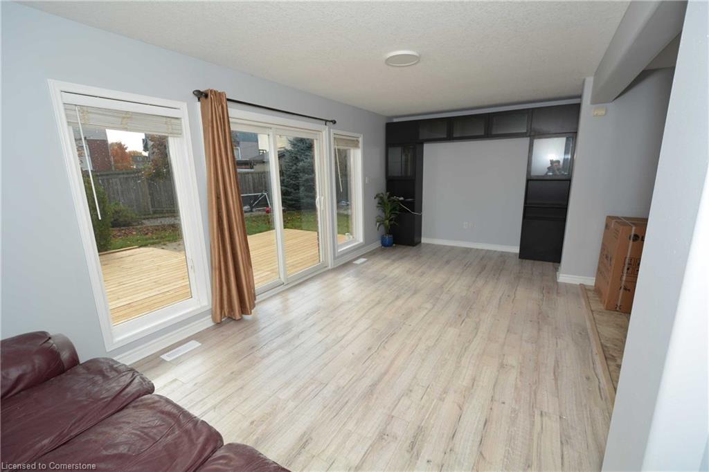 100 Masterson Crescent Property Photo 4