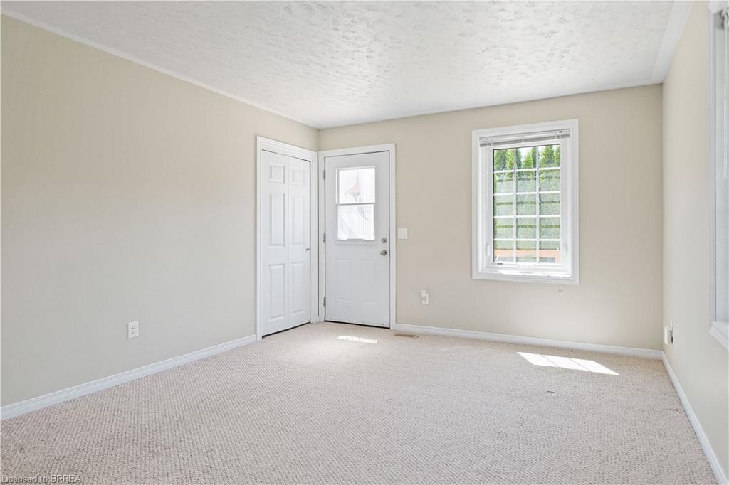 386 Radical Road Property Photo 24