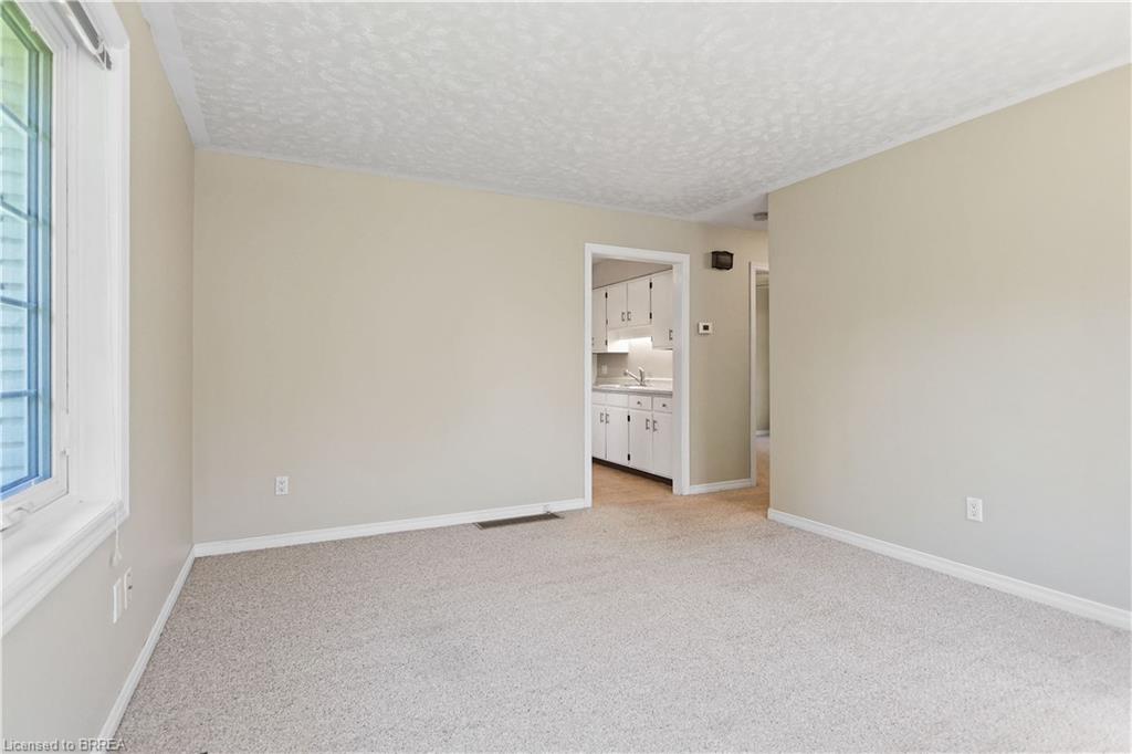 386 Radical Road Property Photo 25