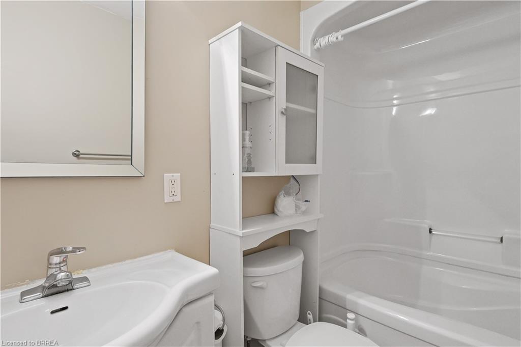 386 Radical Road Property Photo 30