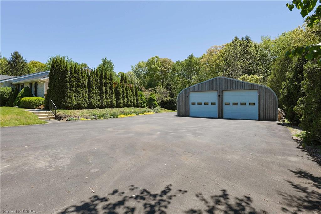 386 Radical Road Property Photo 36