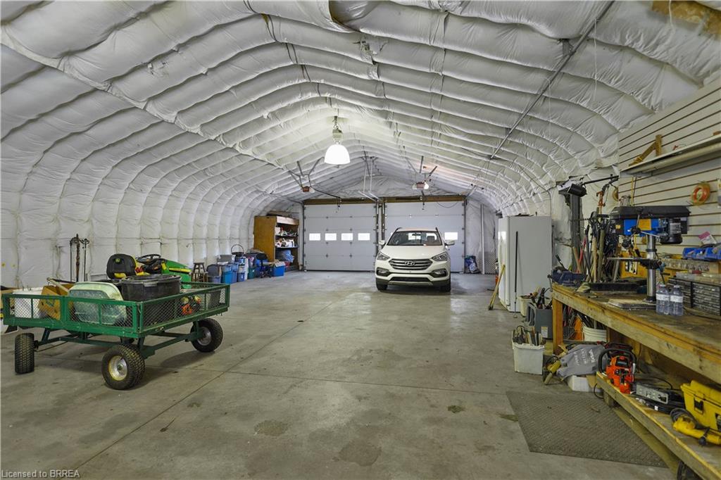 386 Radical Road Property Photo 37