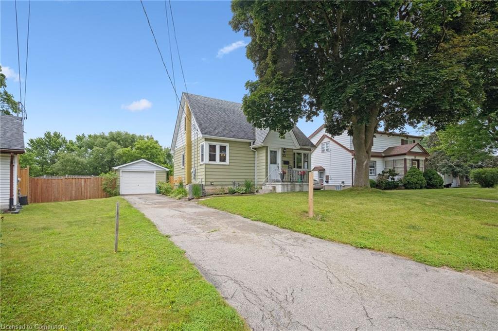 33 Hamel Avenue Property Photo 3