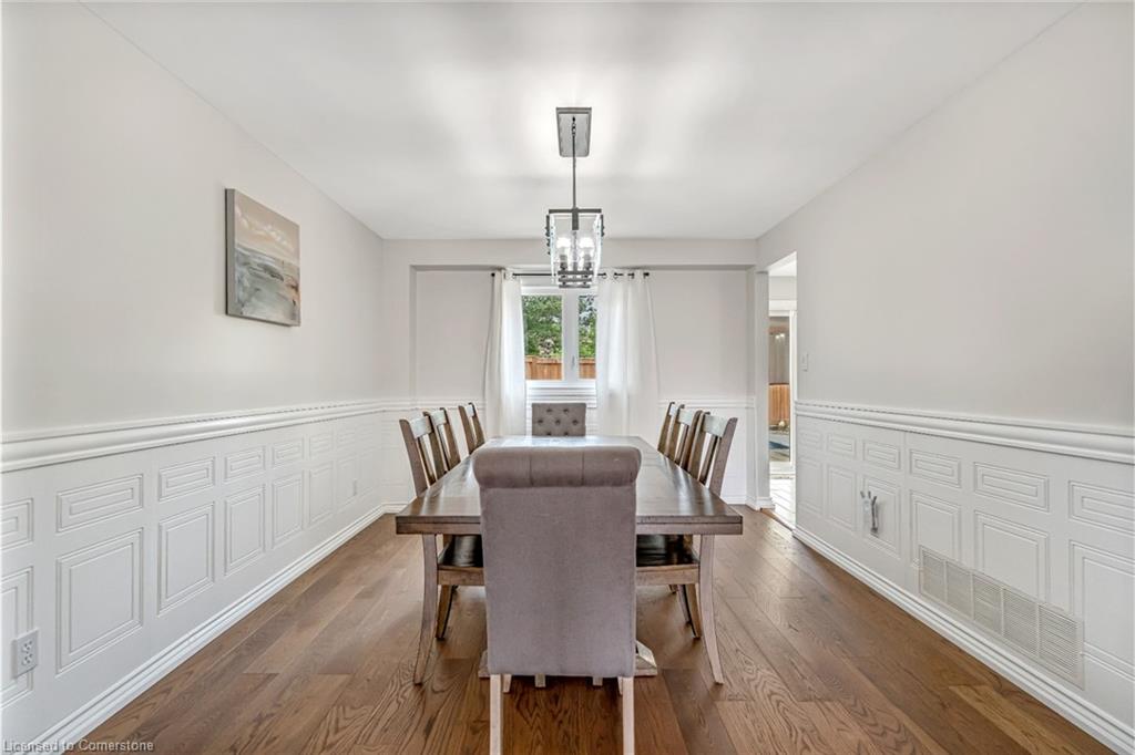 2054 Hunters Wood Drive Property Photo 14
