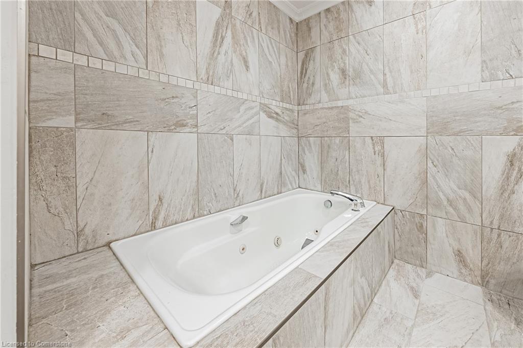6 Iris Court Property Photo 29