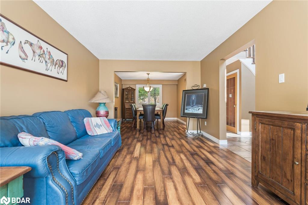 8 Jason Crescent Property Photo 16