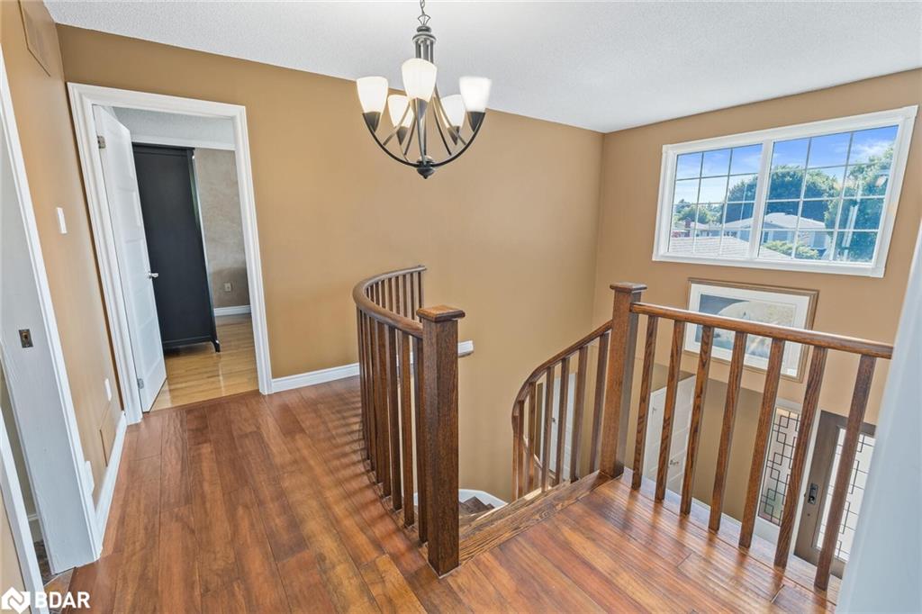 8 Jason Crescent Property Photo 18