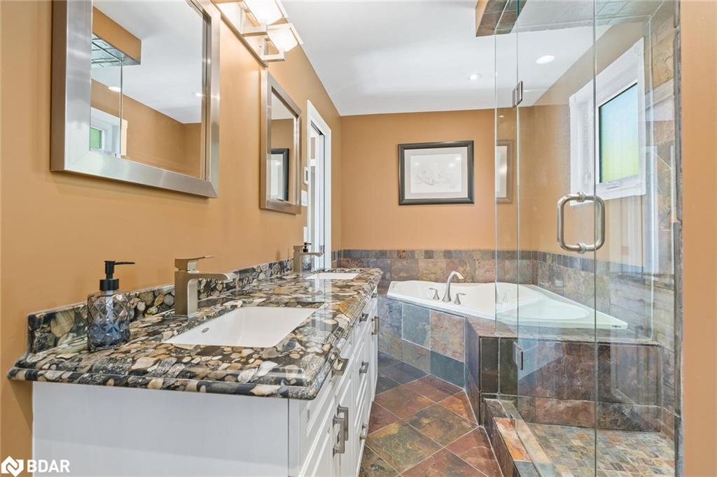 8 Jason Crescent Property Photo 24