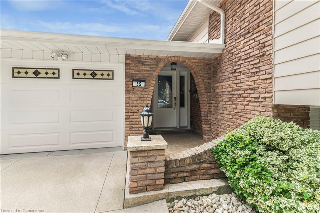 55 Hanover Place Property Photo 3