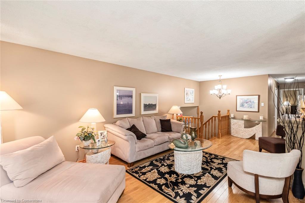 55 Hanover Place Property Photo 6