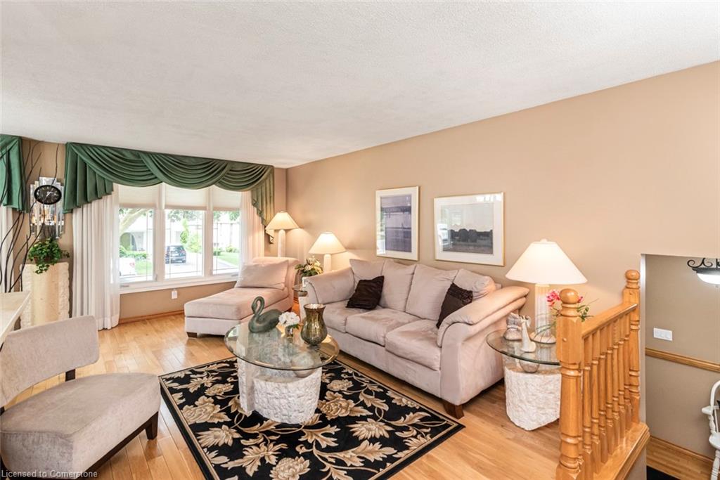 55 Hanover Place Property Photo 7